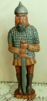 Фигура с дерева воина